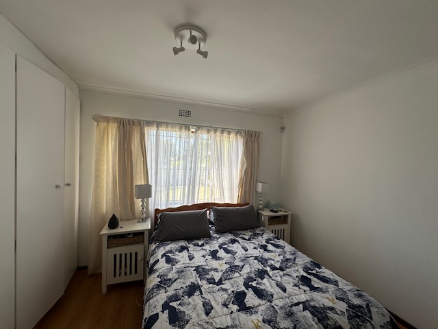 To Let 3 Bedroom Property for Rent in Wynberg Western Cape